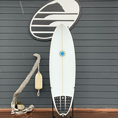 Gary Hanel Astro Egg 5'9 x 19 ¾ x 2 7/16 Surfboard • LIKE NEW